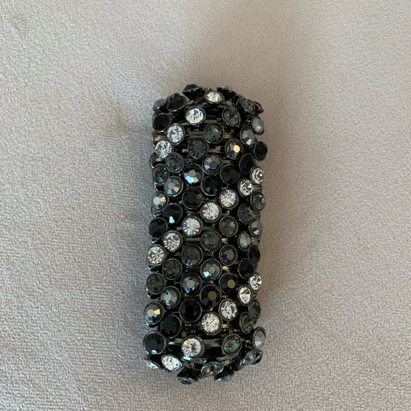 Bracelet - Picture 1 of 3